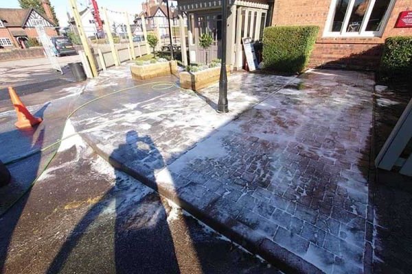 Industrial yard pressure washing