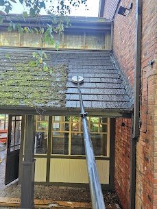 Roof cleaning before/after - image j8